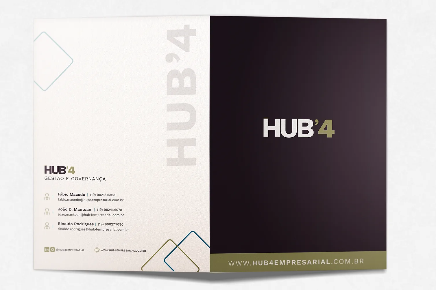 Aplicação da marca HUB4 em pasta institucional