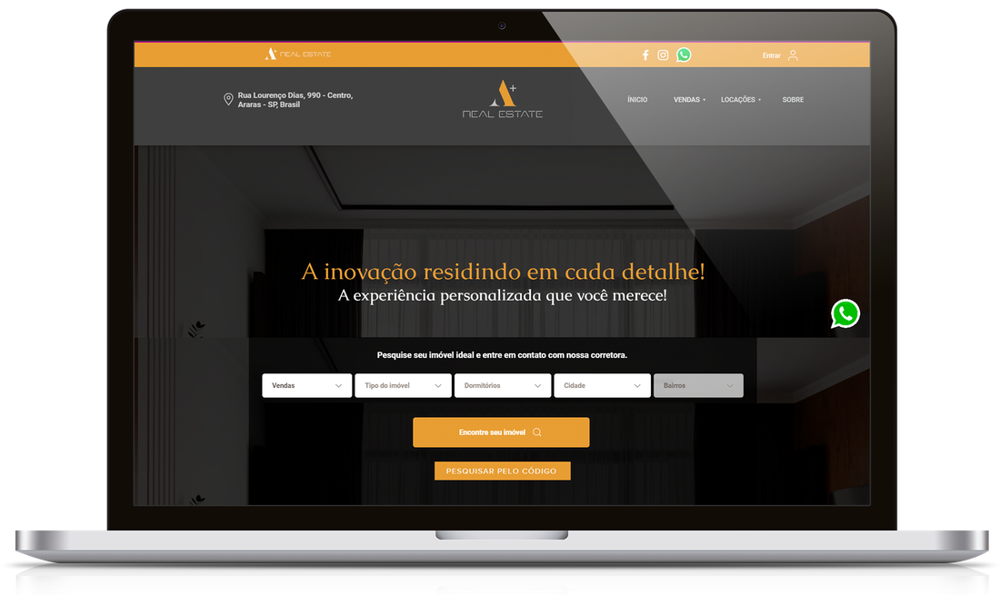 Site A+ Real Estate em laptop